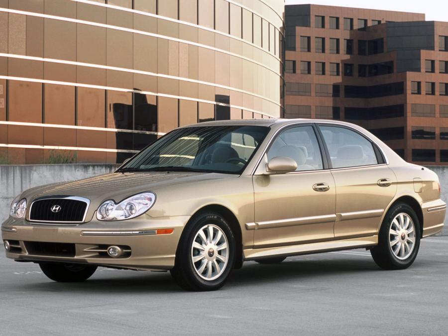  Hyundai Sonata 2001 года  (US) (фото 5 из 8)